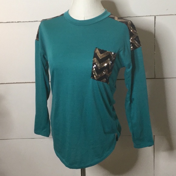 Sweater - Picture 3 of 3